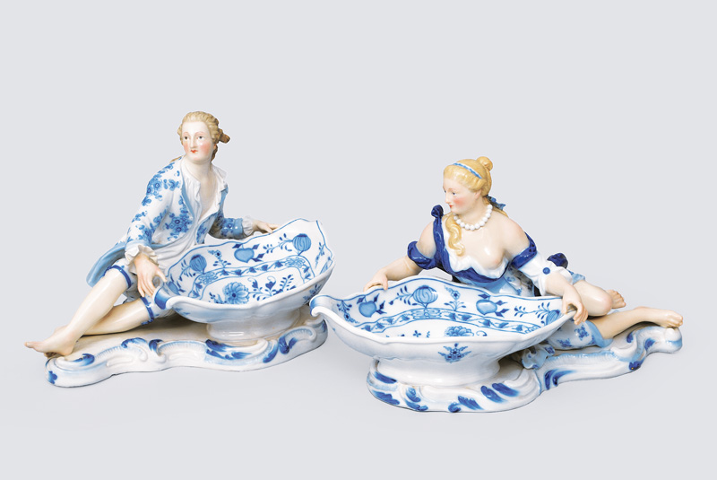 A pair of sweetmeats bowls with "Count and Countess of Brühl"