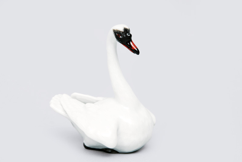 A small animal figurine "Seated mute swan"