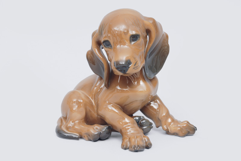 A animal figurine "Young dachshund"
