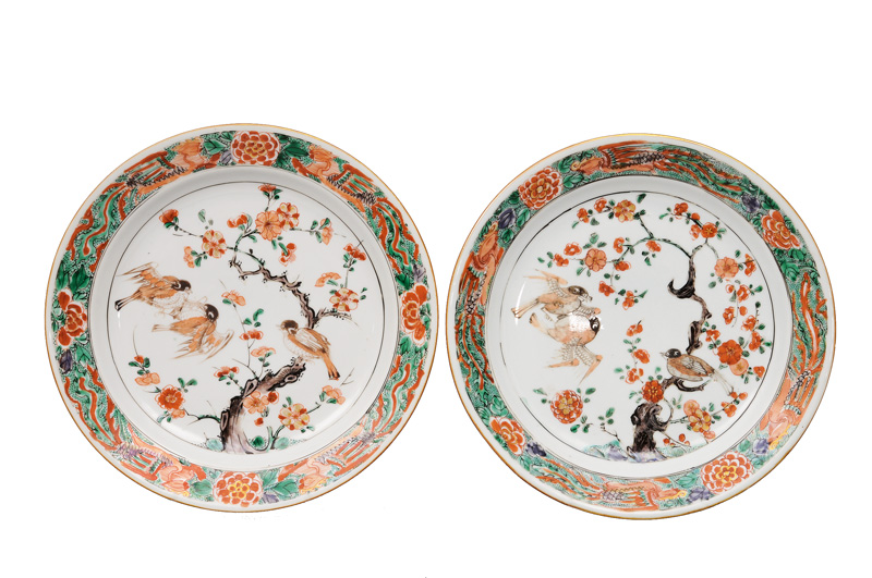 A pair of Famille-Verte plates with bird painting