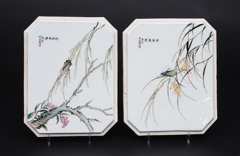 A set of 4 finely enamelled plaques with insects - image 3