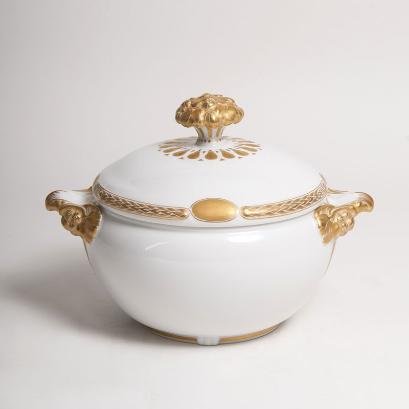 An Art Nouveau lidded tureen from the Ceres service