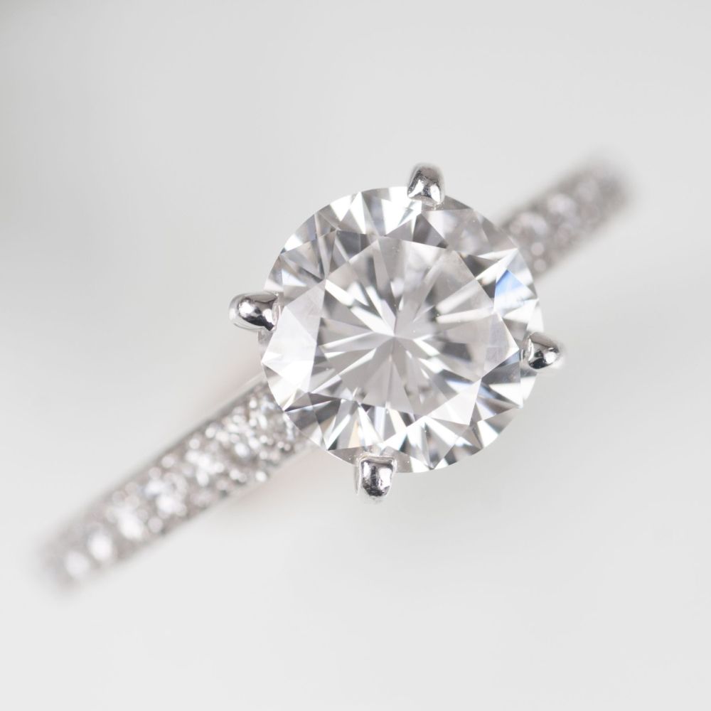 A Very Fine Solitaire Diamond Ring - image 2