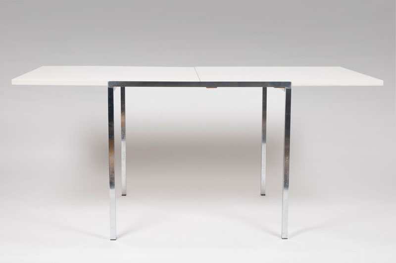 Diningtable 'Folding Table Model 200'