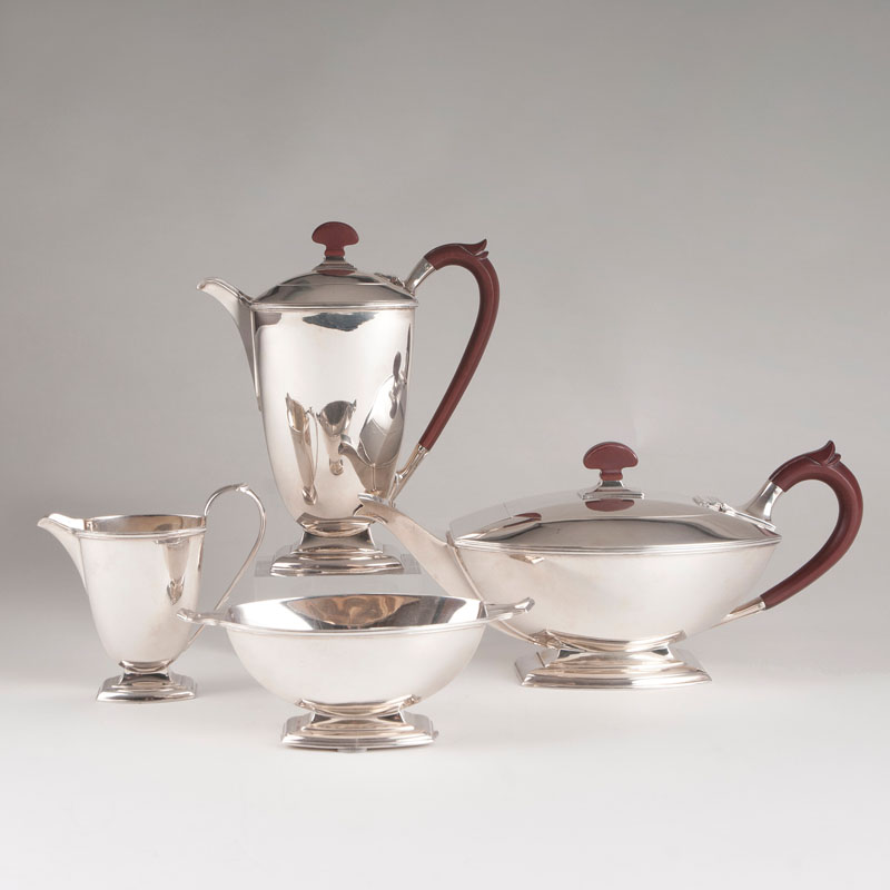 An Art Deco cooffee- and tea set