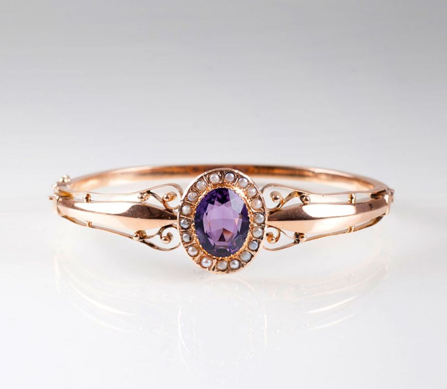 An Art Nouveau bangle bracelet with amethyst and seed pearls