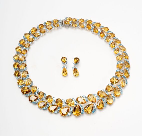 A spectacular Colour Gemstone Necklace with earrings 'Soleil et mer'