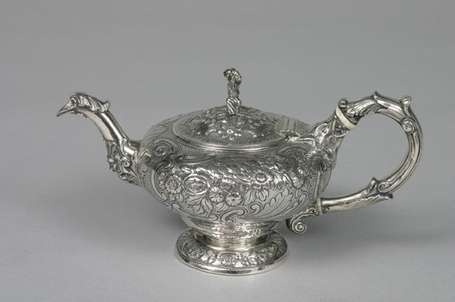 An english regency tea pot