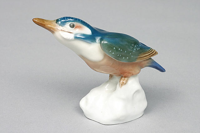 An animal figure of a kingfisher