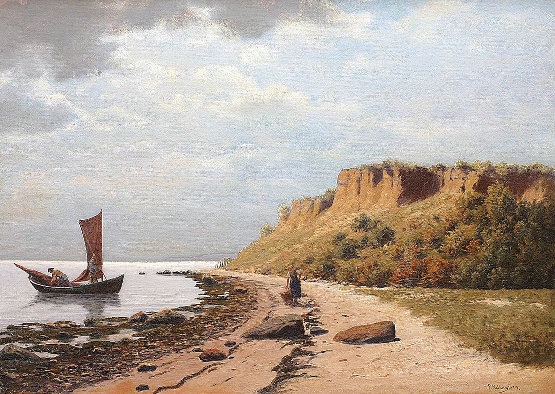 Weite Ostseeküste mit Fischerboot und einer Frau am Strand