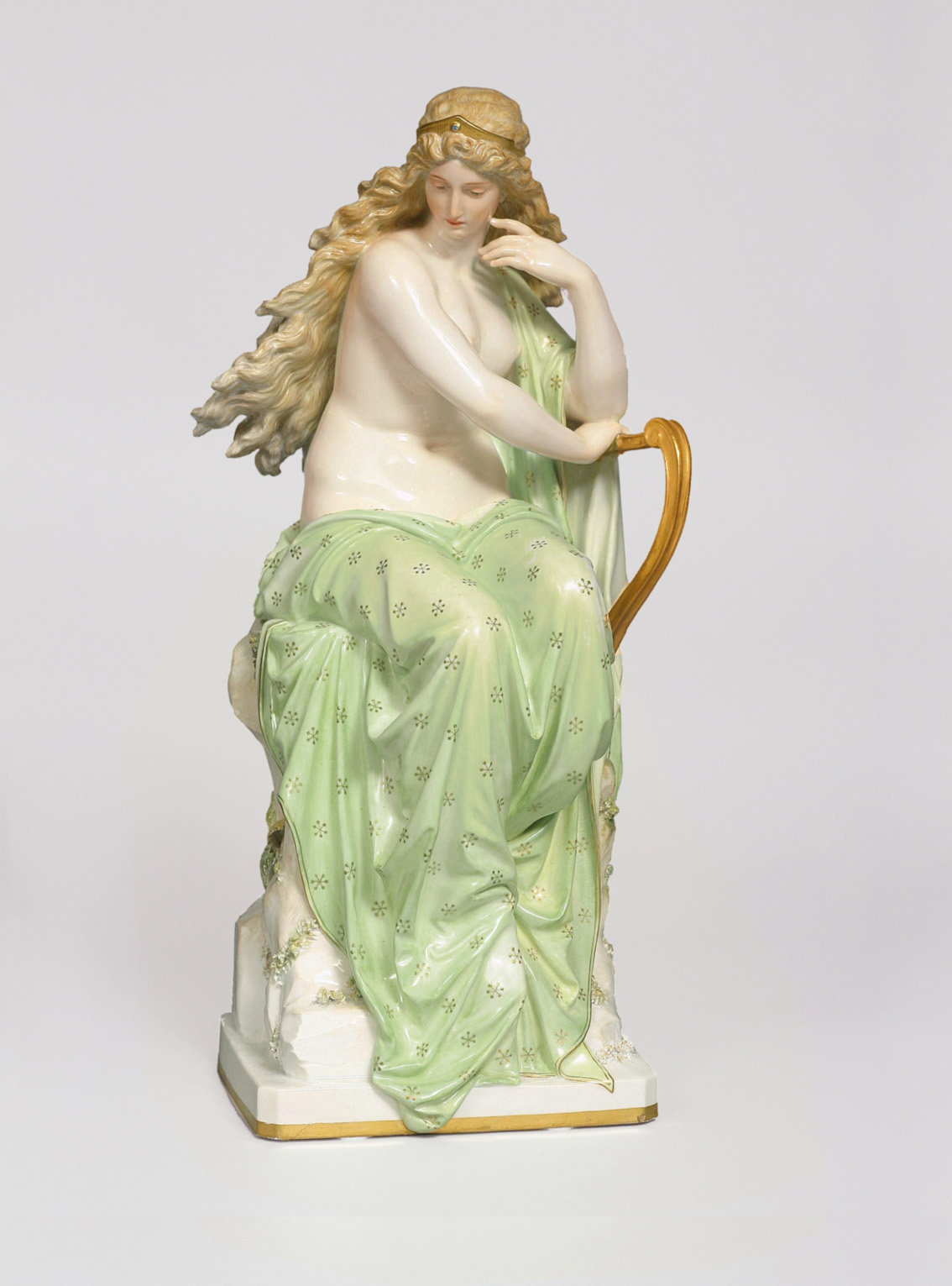 A large art nouveau figure - image 2