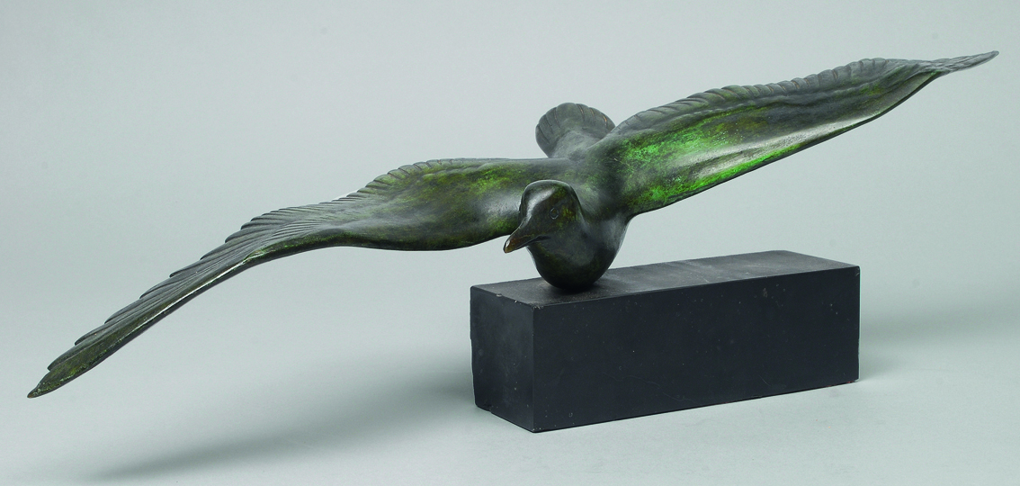 Bronze 'Möwe mit ausgebreiteten Flügeln'