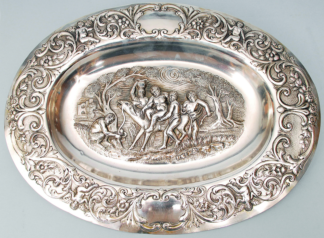 An english plate 'Dionysos entourage'