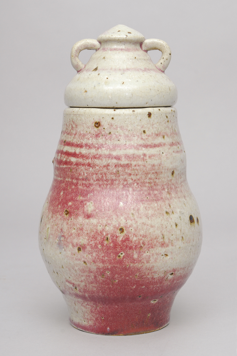 Keramik-Deckelgefäß mit roter Laufglasur