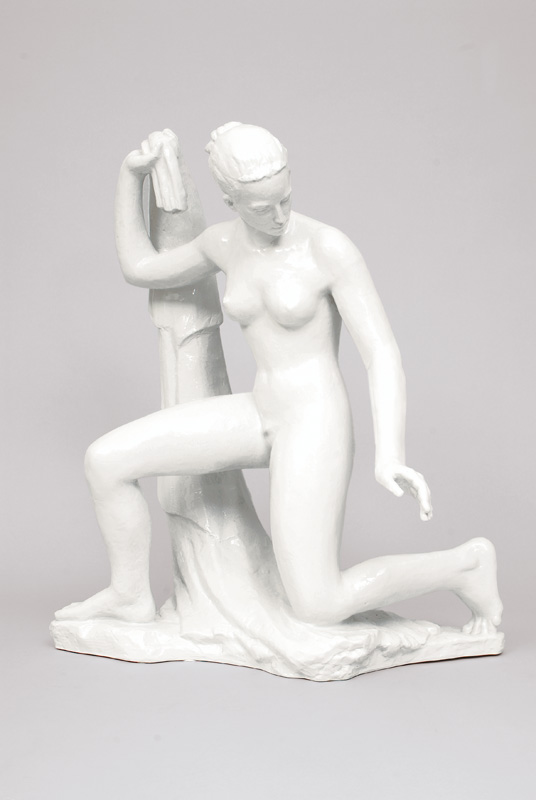 A rare huge figurine 'nude taking a bath'