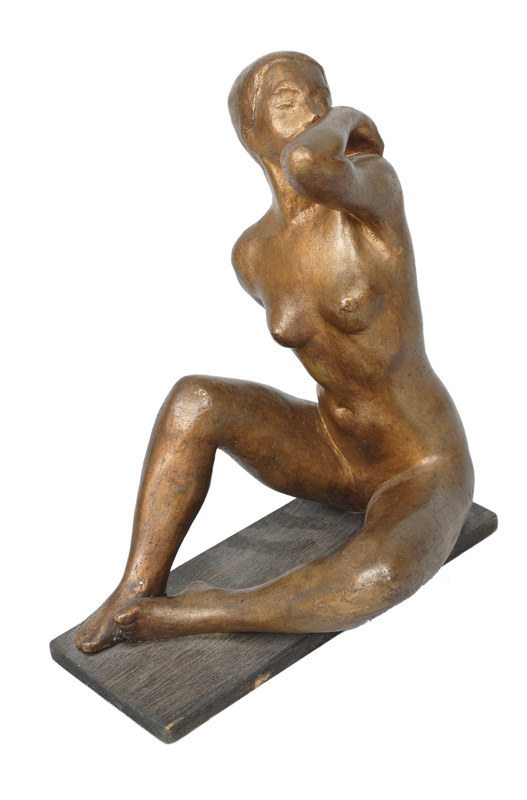 Bronze-Figur 'Sitzender weiblicher Akt mit Handtuch'