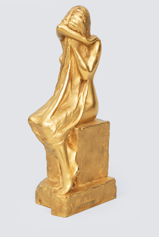 A bronze figure "La pleureuse"