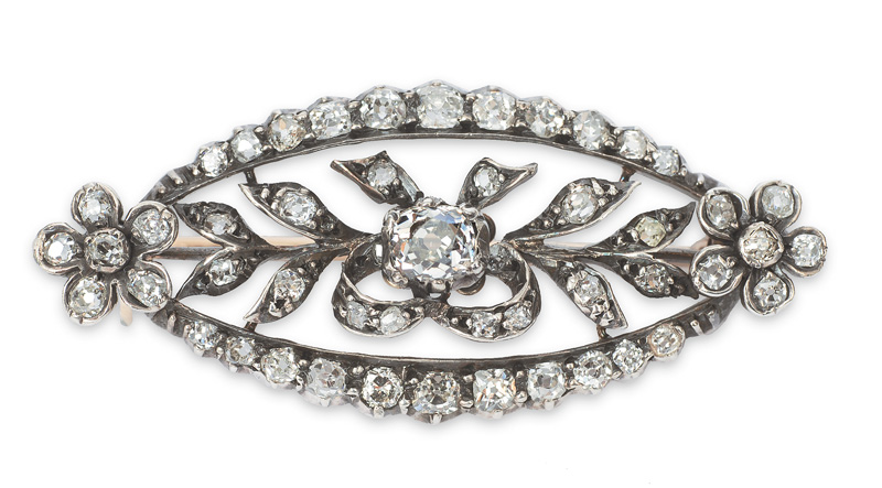 An Art-Nouveau diamond brooch