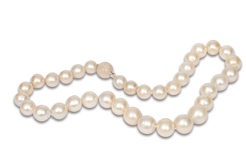 A Southsea pearl necklace