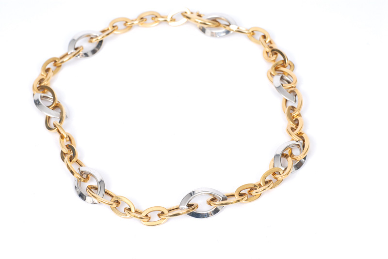 A modern golden necklace