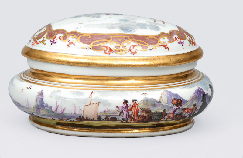 A rare sugar bowl with Kauffahrtei scenes in style of Johann George Heintze - image 2