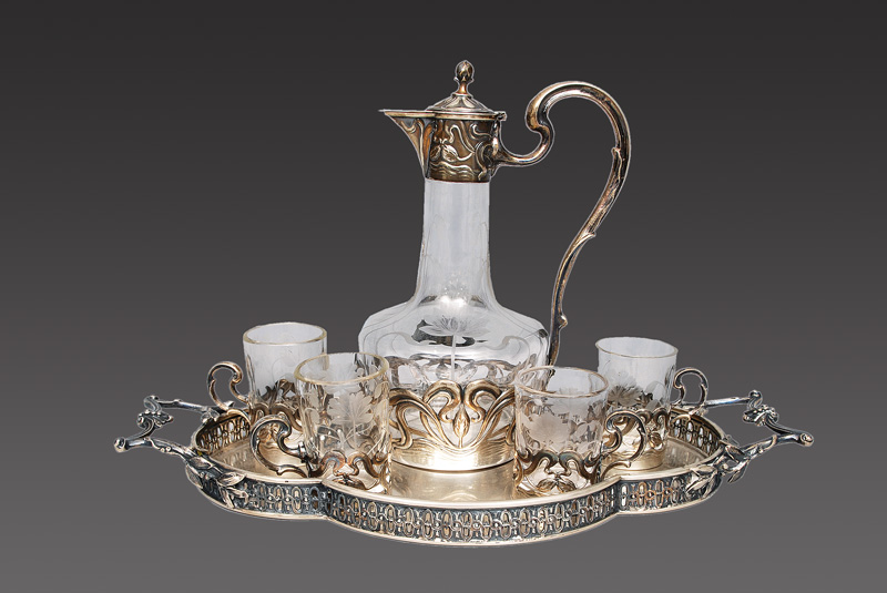 An Art Nouveau liqueur set