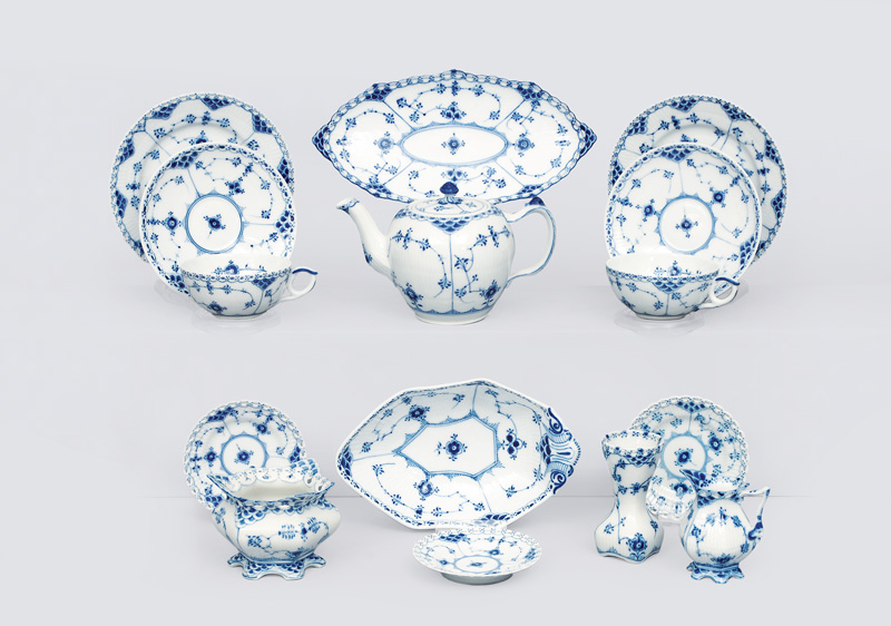 - A tea service "Musselmalet" with "Blue Fluted Full and Half Lace" for 2 persons A tea service "Musselmalet" with "Blue Fluted Full and Half Lace" for 2 persons