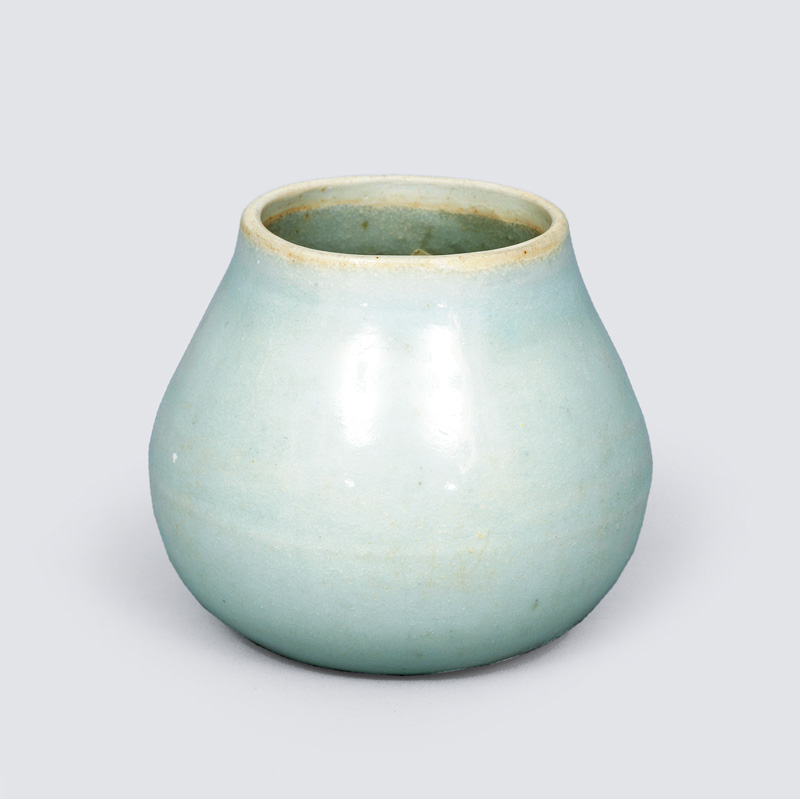 Kleine Vase mit Qingbai-Glasur