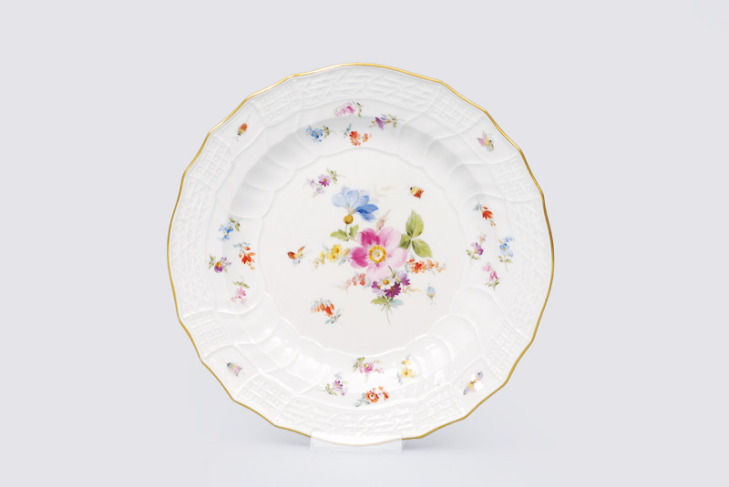 A plate with flower painting from the possession of the German emperor Wilhelm I