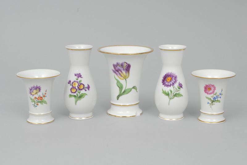 Satz von 5 verschiedenen Vasen "Feldblume"