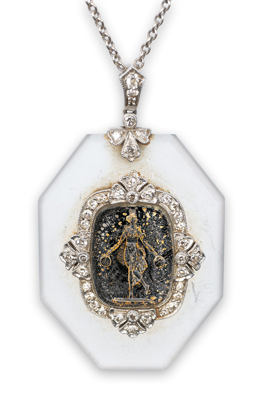 A rare Art-déco pendant with cameo and old cut diamonds