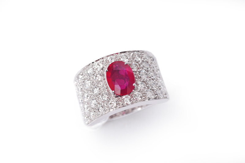 A ruby diamond ring