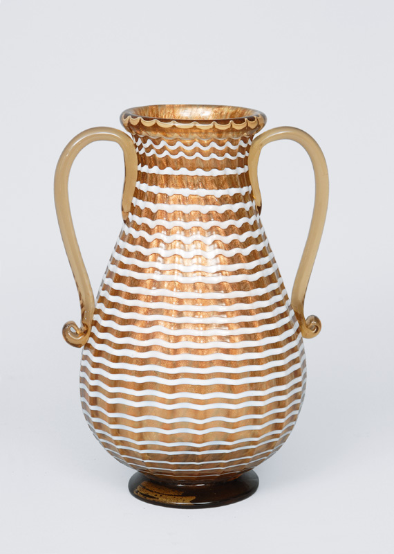 A two handles vase with spiral decoration