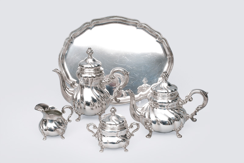 Wilkens & Söhne, gegr. 1810 in Bremen - A coffee and tea service in chippendale style A coffee and tea service in chippendale style