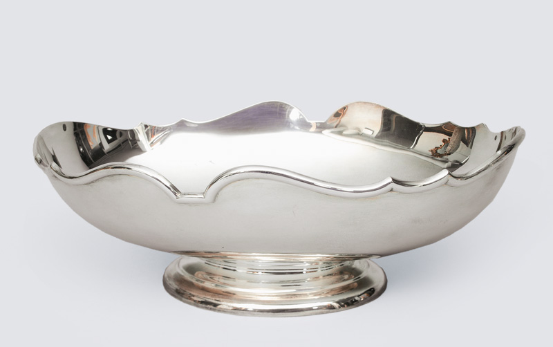 An Art deco bowl