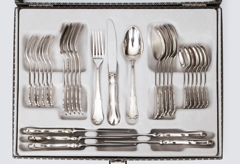 Wilkens & Söhne, gegr. 1810 in Bremen - A dinner cutlery "Dresdner Baroque" for 6 persons A dinner cutlery "Dresdner Baroque" for 6 persons