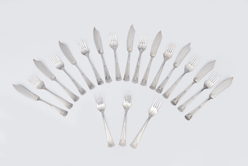 An Art-Nouveau fish cutlery with geometrical decor