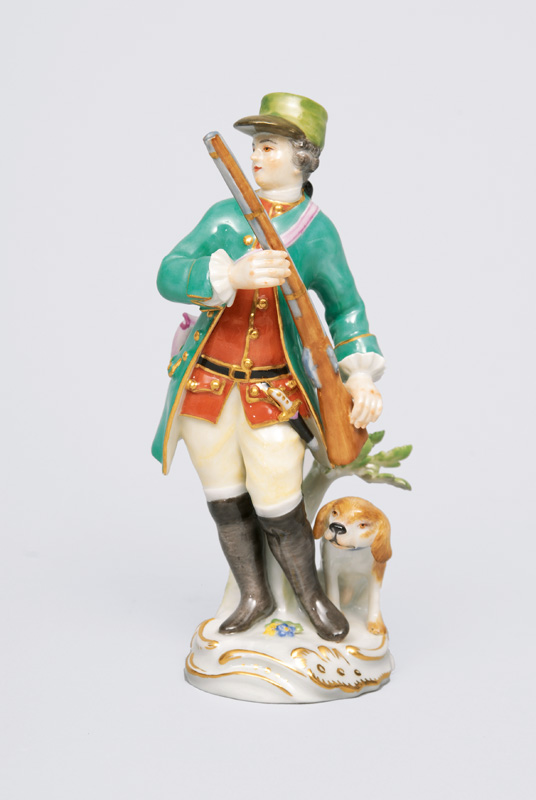 A figurine "Hunter with dog"