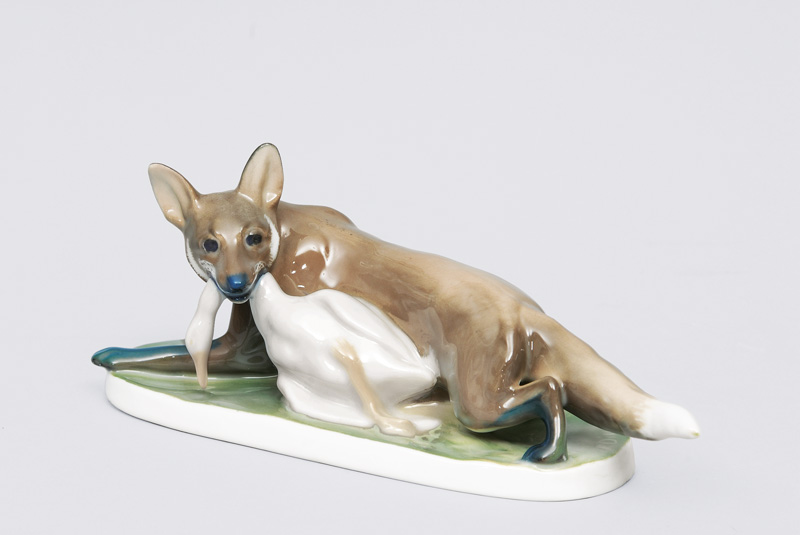 A small figurine "Fox with goose"