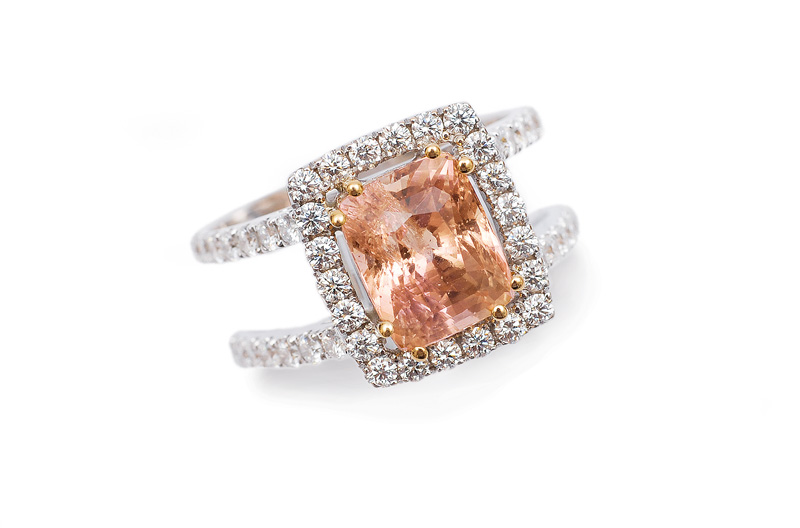 Seltener "Natural Padparadscha"-Saphir-Brillant-Ring