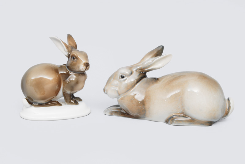 A set of 2 hare figurines