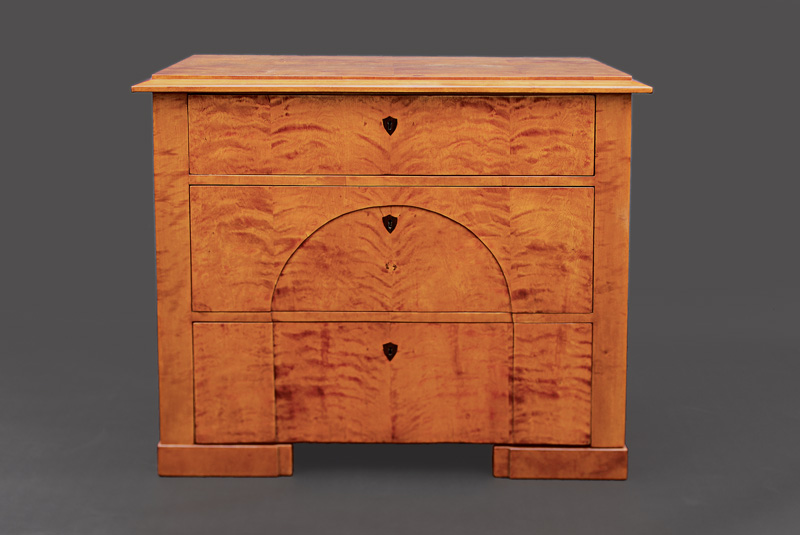 A Biedermeier chest of drawers