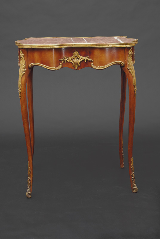 Kleiner Napoleon-III-Beistelltisch Kleiner Napoleon-III-Beistelltisch