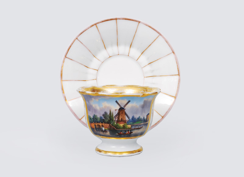 A Biedermeier cup with view of Hamburg