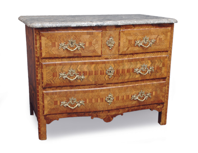 A Louis-Quinze chest of drawers