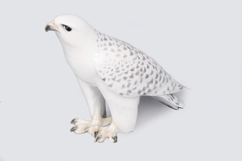 An animal figurine "Icelandic falcon"