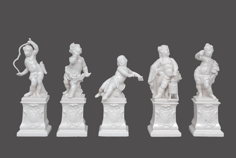 A set of 5 figurines "Putto as godhead, element resp. season"
