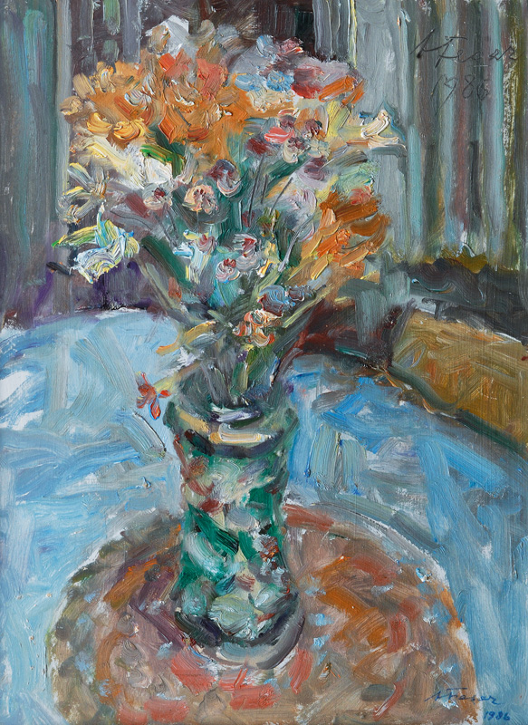 Blumen in spanischer Vase