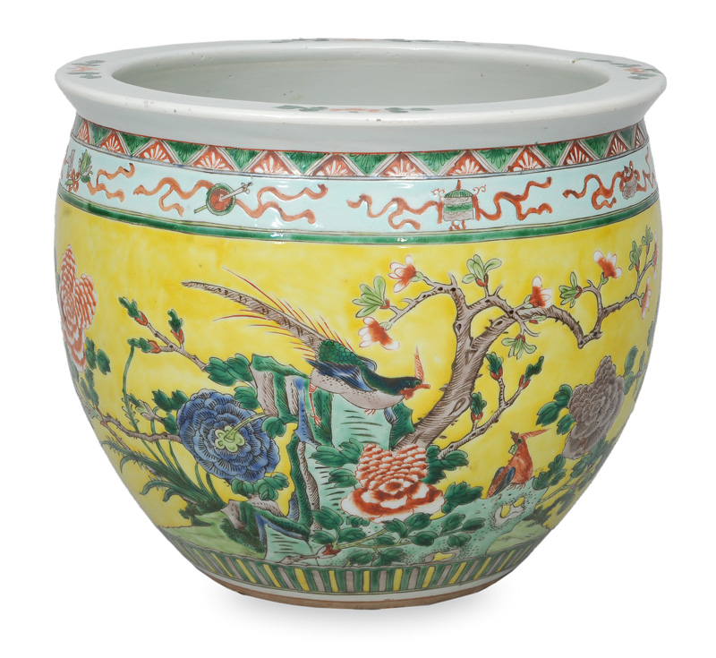 A goldfish-basin with famille verte decoraion