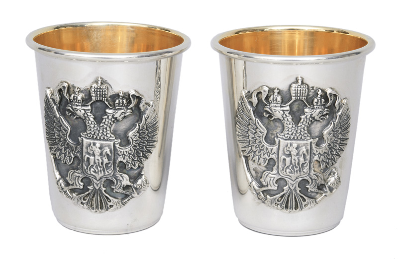 A pair of beaker with applied russian double eagle